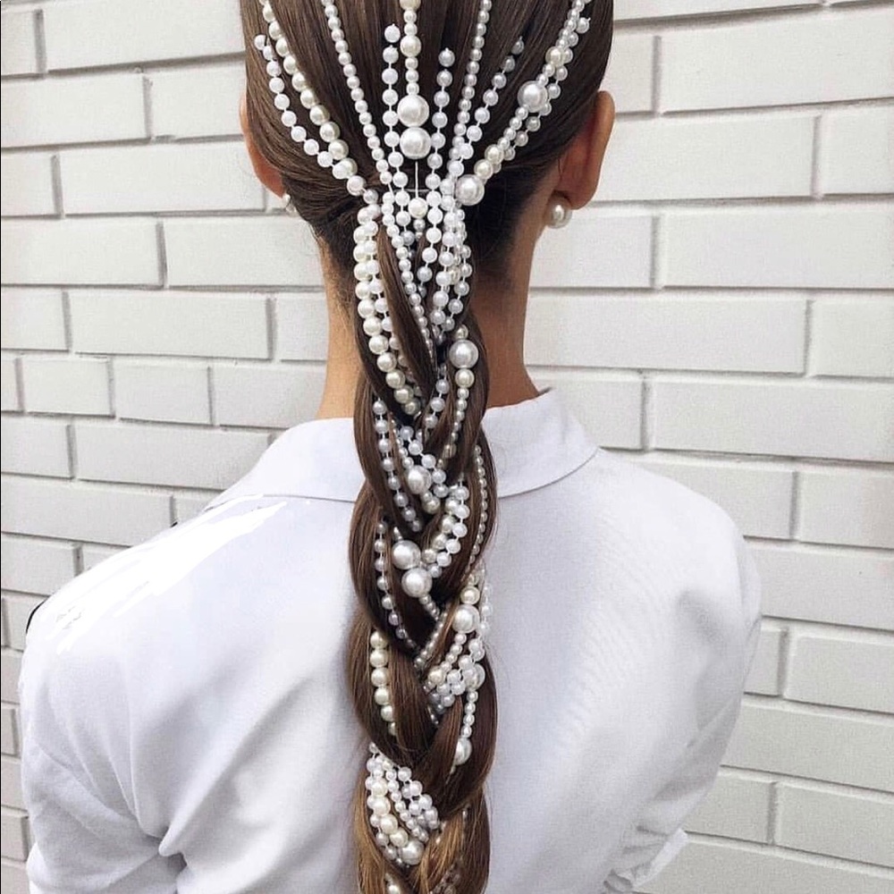 Pearl Hair Clip